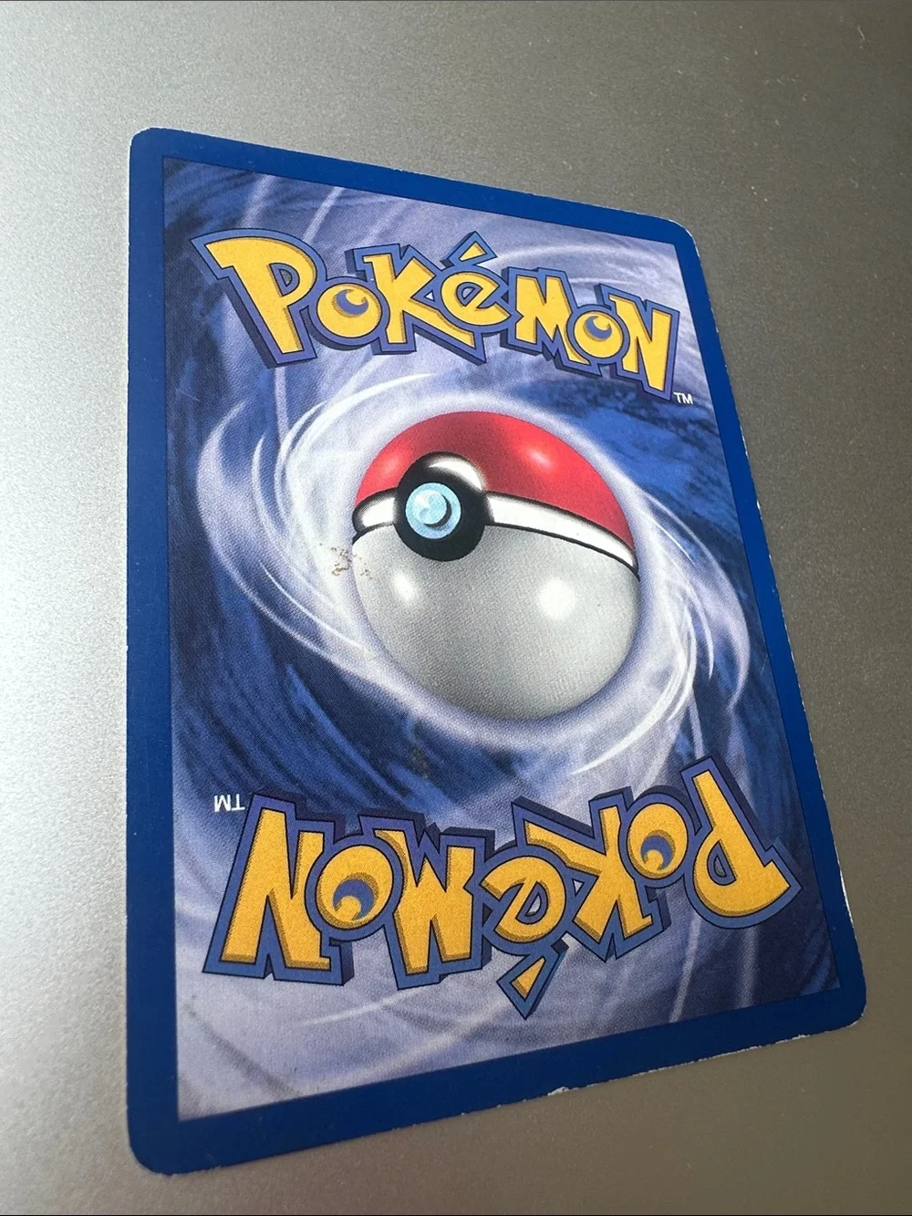 Weedle Pokémon Trading Card (69/102)